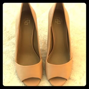 Ann Taylor peep toe pumps